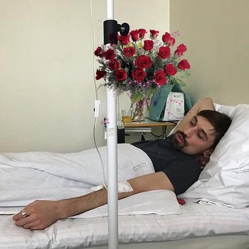 Конец високосного года подкосил артистов и их близких