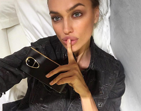 Ирина Шейк повторяет за Кейт Миддлтон?