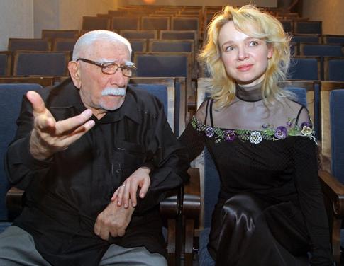 Суд расторг союз Джигарханяна с Цымбалюк-Романовской