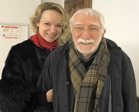 Армен Джигарханян хочет жить по соседству с бывшей женой