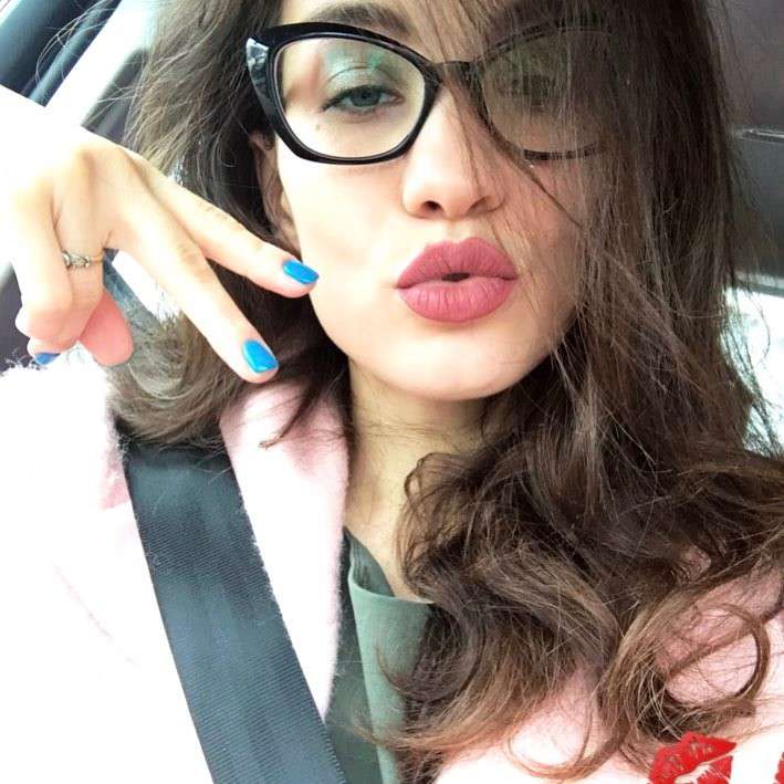 Виктория Дайнеко наслаждается жизнью, чего и всем желает