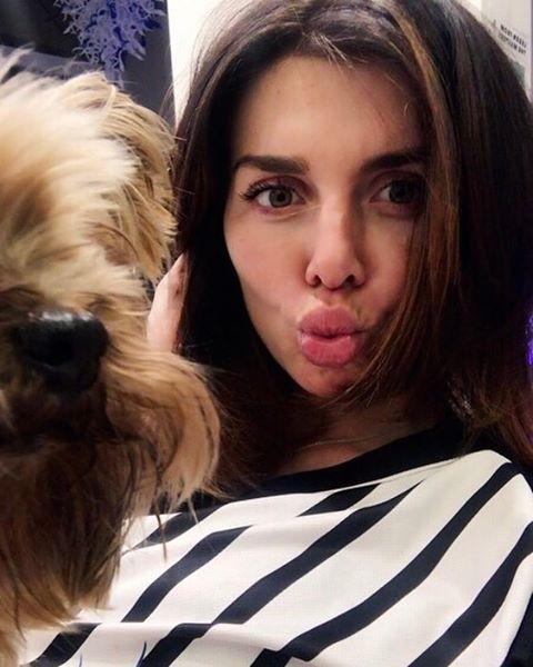 Седокова учит дочь строить отношения с мальчиками