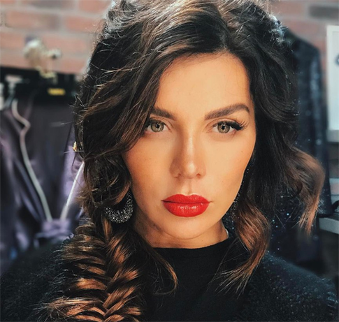 Седокова опубликовала соблазнительное фото