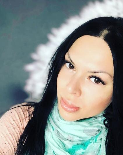 Тори Карасева замкнулась в себе после расставания с девушкой