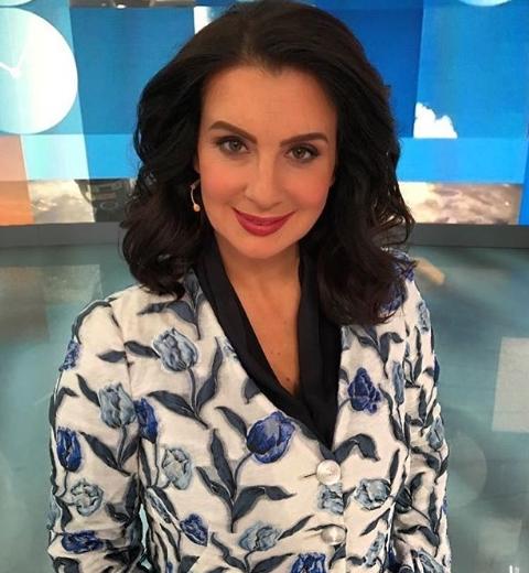 Стриженова впервые показала лицо новорожденного внука