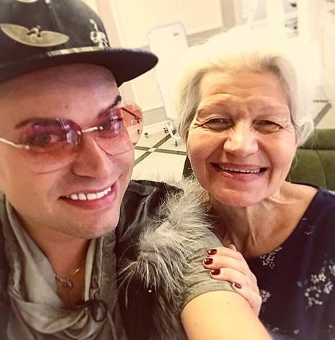 Солнцев рассказал о «бурной ночи» с пожилой супругой