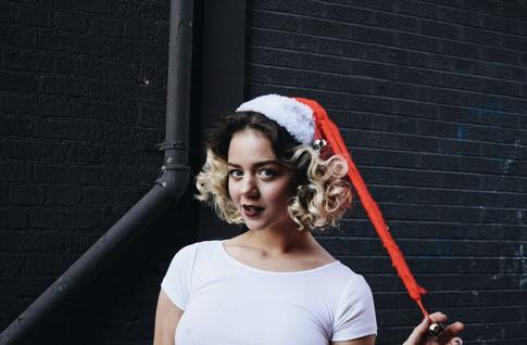 Все сама: 4 простых способа сделать локоны без плойки