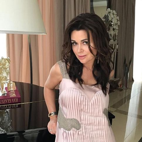 СМИ выясняют местонахождение Заворотнюк