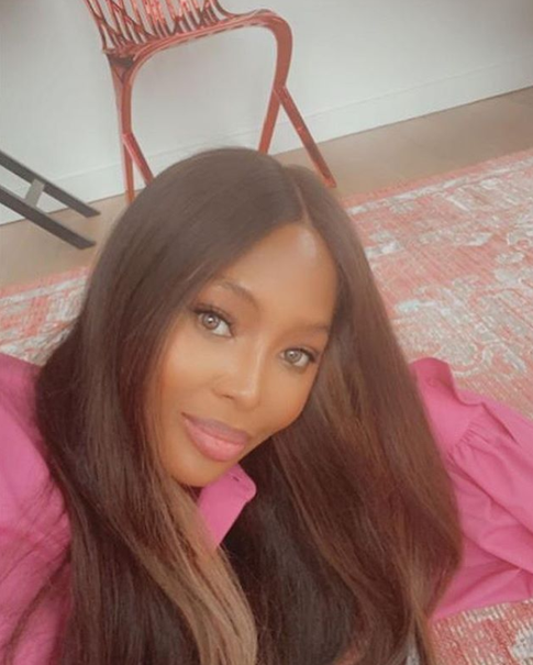 Недетские проблемы: звезды, страдающие акне