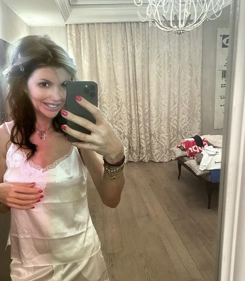 Казьмина сожалеет о разрыве с первым мужем