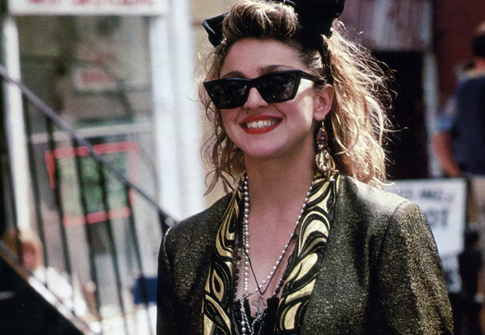 Милитари и корсеты: что можно «украсть» в гардероб из клипов Мадонны и Майкла Джексона