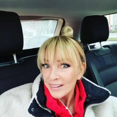 Вайкуле выложила свое свежее фото на фоне слухов о рецидиве