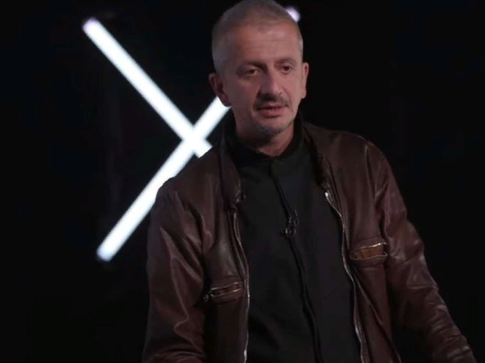 Константин Богомолов получил контракт почти на миллион рублей