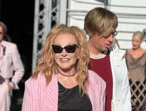 «Максим, уже записался добровольцем на фронт?»: Галкин* и Пугачева получили сотни «добрых напутствий»