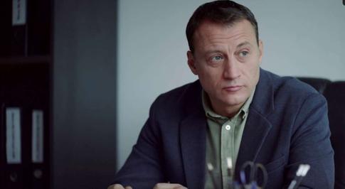 Покинувший РФ Анатолий Белый переписал московскую квартиру на жену