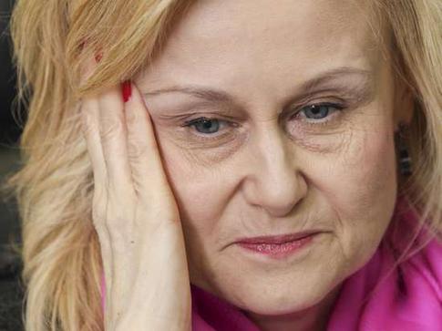 Дарья Донцова похоронила умершего от рака мужа