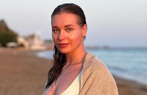 Асмус сообщила о своей госпитализации: «Зато организм очистился»