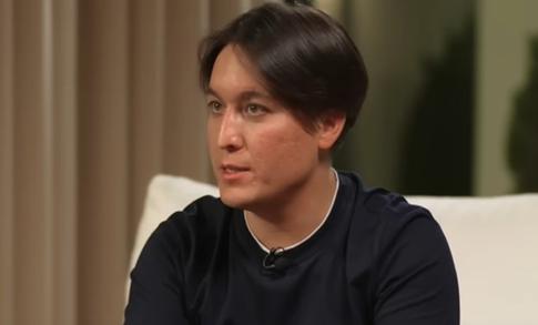 «Я не должен переделывать Вам грудь»: В Сети появилась запись разговора Хайдарова с пациенткой, которой не понравился результат после операции