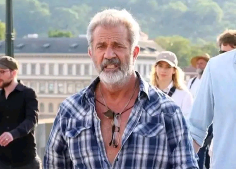 Мэл Гибсон встретился с 14-летней дочерью от Оксаны Григорьевой