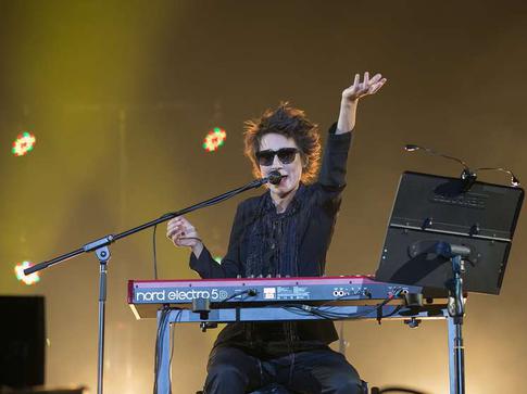 «Я обомлела»: Земфира рассказала, чем ее поразил Париж