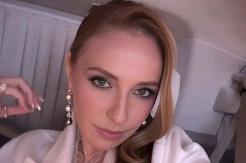 Татьяна Навка показала совместный снимок со своей именинницей-мамой