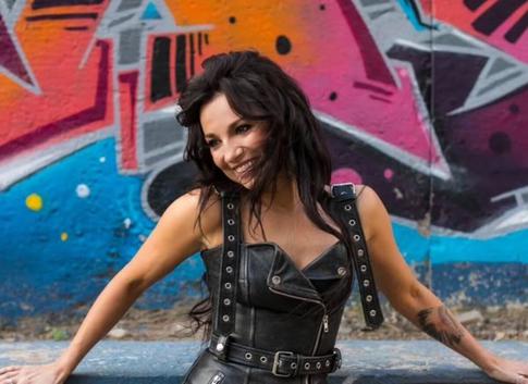 41-летняя «Эсмеральда» в положении: Светлана Светикова ждет третьего малыша