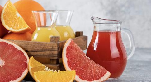 Свежевыжатые соки: польза и вред натурального напитка