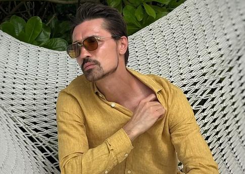 Дима Билан показал обнаженный торс на Мальдивах