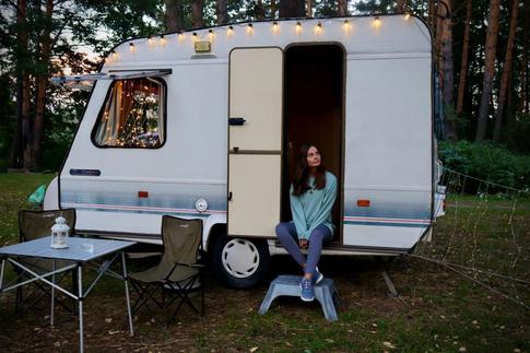 Купила себе мечту: девушка поделилась опытом путешествий с автодомом