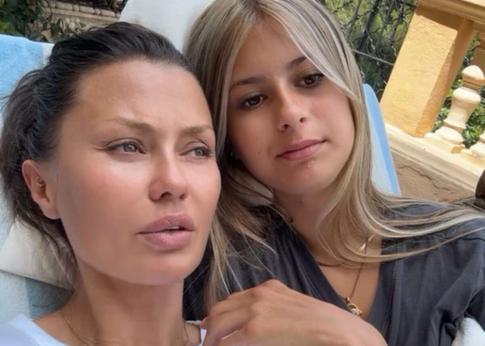 Юная дочь Бони прошлась по маминому стилю