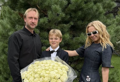 «Температура и тошнота»: Рудковская рассказала о самочувствии 12-летнего сына