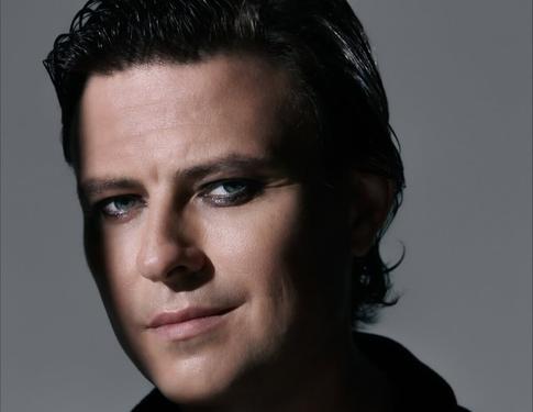 Именинник Прохор Шаляпин поделился редкими готическими фото