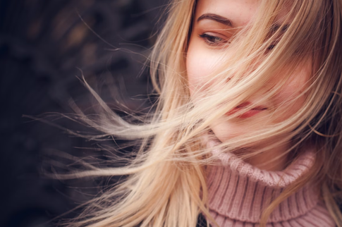 Витаминный ремонт: формулы, которые спасают волосы зимой