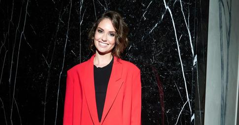 Агата Муцениеце показала первые фото фигуры после третьих родов