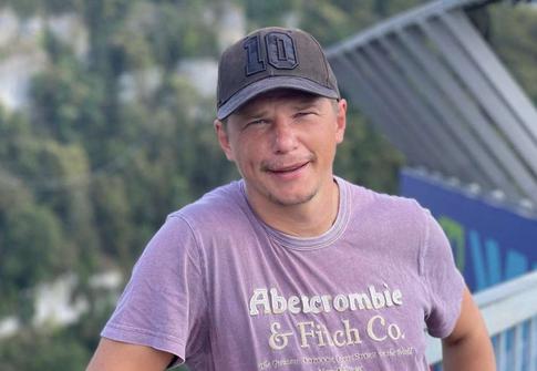 Аршавин пересмотрел алименты: бывшие жены будут получать меньше