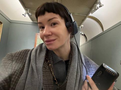 В объятьях жениха: Галич и ее избранник устроили «беременную» фотосессию