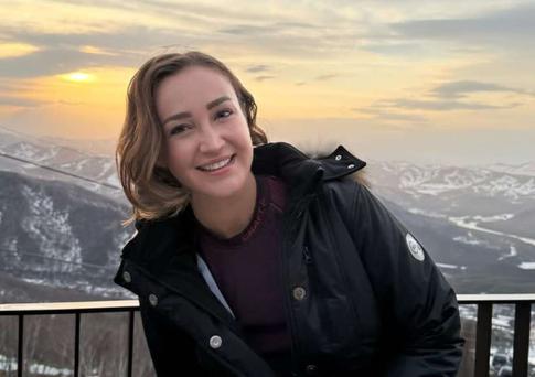 «Счастье любит тишину»: Бузова не стала комментировать слухи о свадьбе