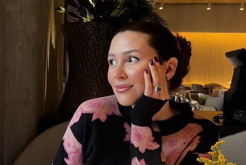 Анна Заворотнюк показала стройное тело через полтора месяца после родов