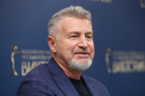 «Было всякое»: Агутин ответил на слухи об изменах Анжелике Варум