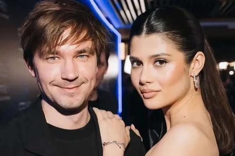 «Моя суперженщина»: Петров обратился к жене в особенный день