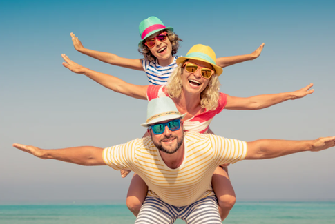 В отпуск всей семьей: как сохранить нервы и действительно отдохнуть