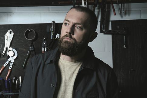 Денис Шведов: «Нельзя ограничивать даже близкого человека»