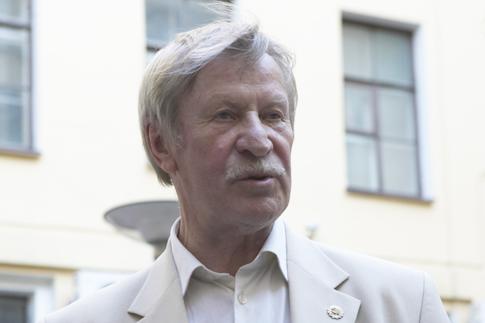 «Он плох, смотреть больно»: помощник Краско бьет тревогу из-за состояния актера