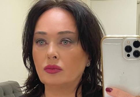 «Ставлю себе троечку»: Гузеева пустилась в рассуждения о неидеальном материнстве