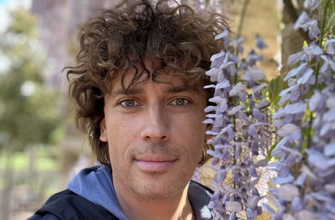 «Какие все красивые»: Галкин* умилил Сеть теплыми кадрами с Пугачевой и детьми