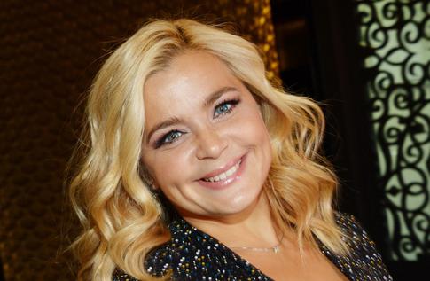 Ирина Пегова похвасталась стройными ногами во время игры в гольф: фото