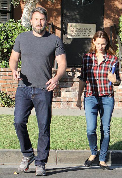 Любовница Бена Аффлека беременна?