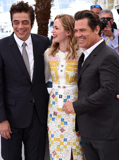 В Каннах запретили обувь на плоской подошве