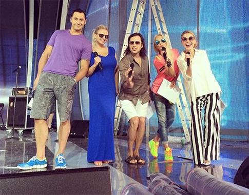 Звезды делятся фото с «Новой волны»