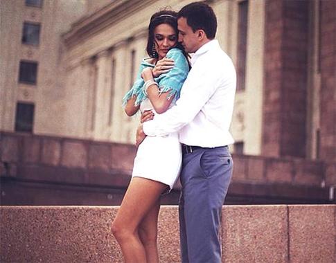 Алена Водонаева подает на развод